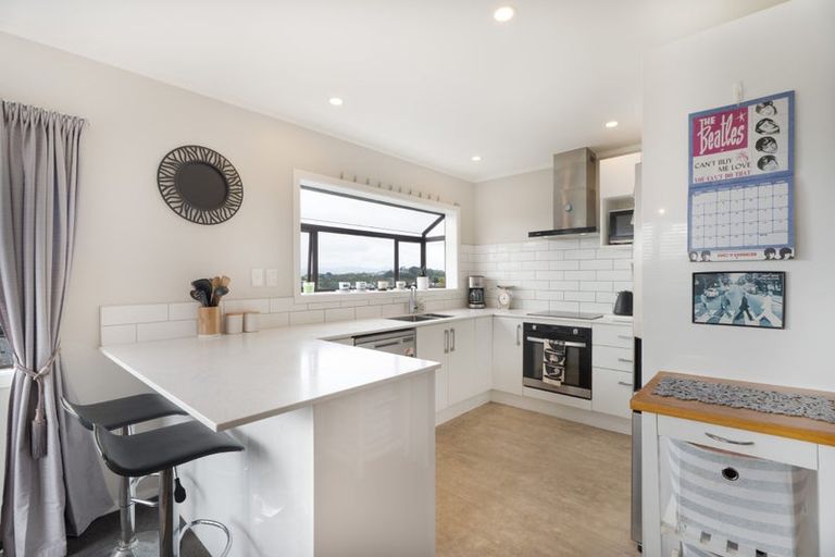 Photo of property in 49 Woodland Road, Johnsonville, Wellington, 6037