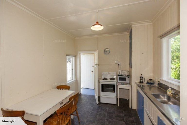 Photo of property in 37 Manly Street, Paraparaumu Beach, Paraparaumu, 5032