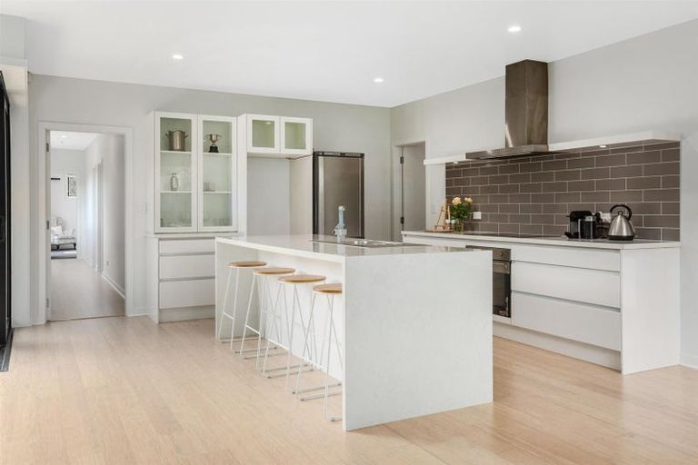 Photo of property in 120 Navigation Drive, Whitby, Porirua, 5024