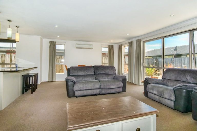 Photo of property in 4/4 Harkness Place, Westport, 7825