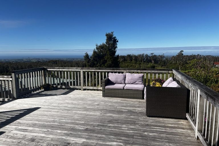 Photo of property in 1880 Mangorei Road, Mangorei, New Plymouth, 4371