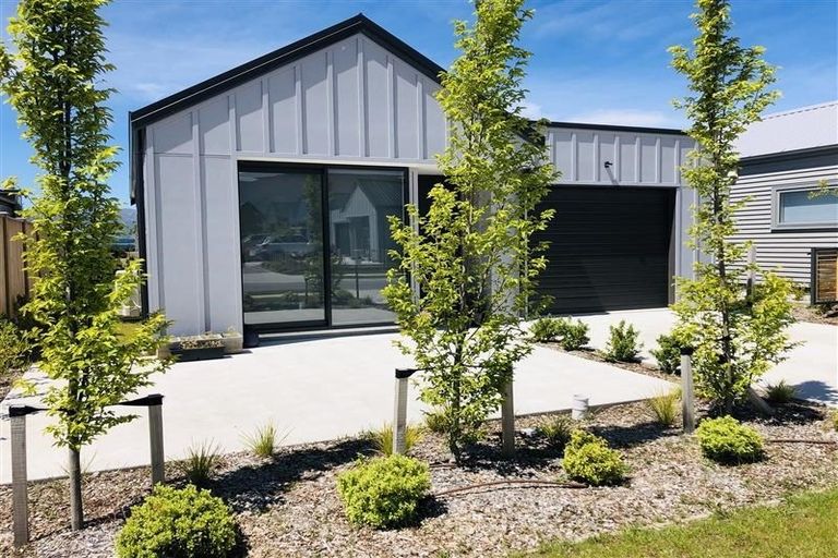 Photo of property in 26 Glen Dene Crescent, Wanaka, 9305