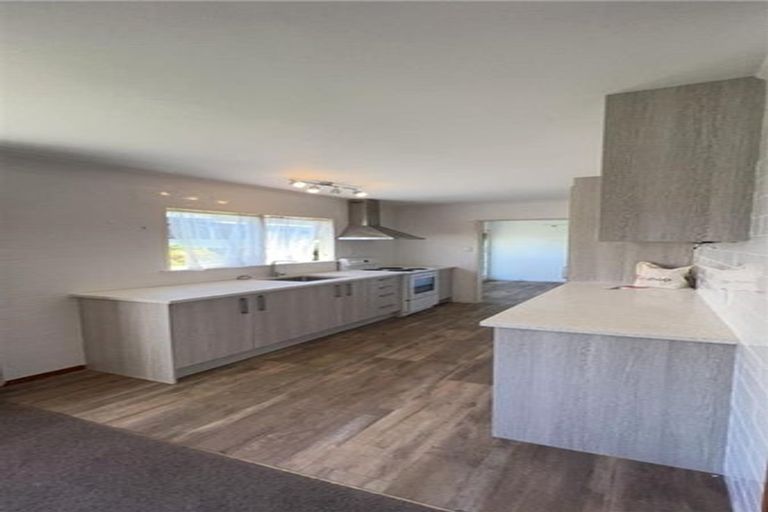 Photo of property in 2/1 Lyren Place, Half Moon Bay, Auckland, 2012