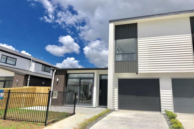 Photo of property in 7 Hoiho Road, Pukekohe, 2120