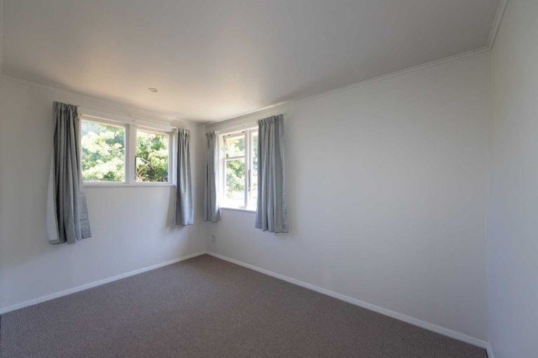 Photo of property in 321 Tui Place, Camberley, Hastings, 4120