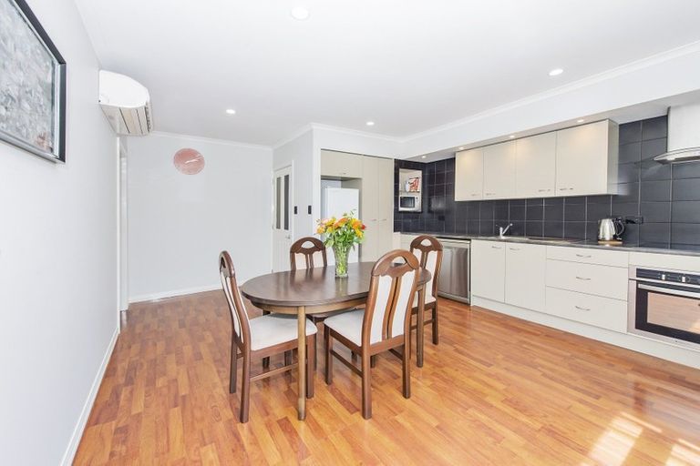 Photo of property in 46 Croziers Road, St Albans, Christchurch, 8052