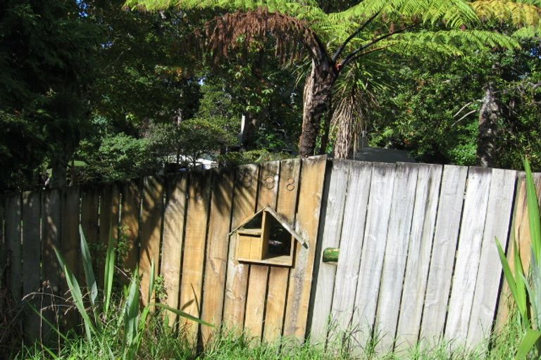 Photo of property in 336 Huia Road, Titirangi, Auckland, 0604