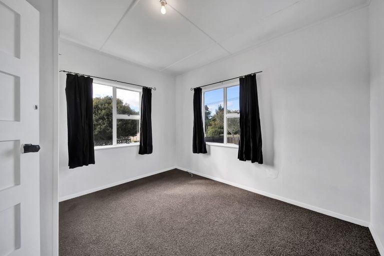 Photo of property in 12 Clive Street, Hawera, 4610