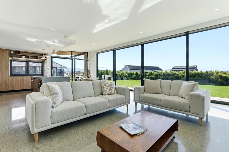 Photo of property in 20 Peak Drive, Twizel, 7901