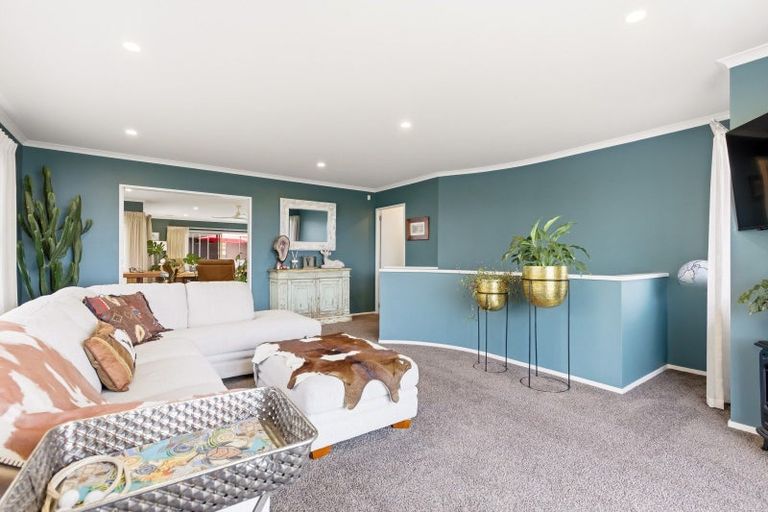 Photo of property in 11 Carpentras Way, Nukuhau, Taupo, 3330
