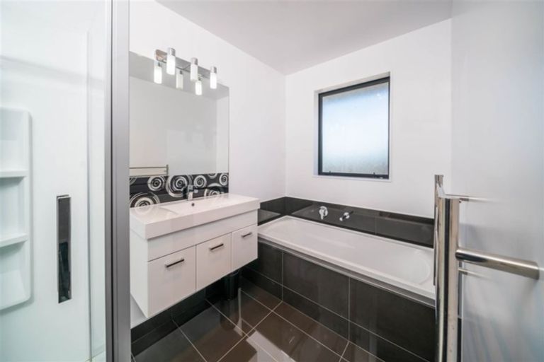 Photo of property in 8 Rhyolite Court, Rolleston, 7614