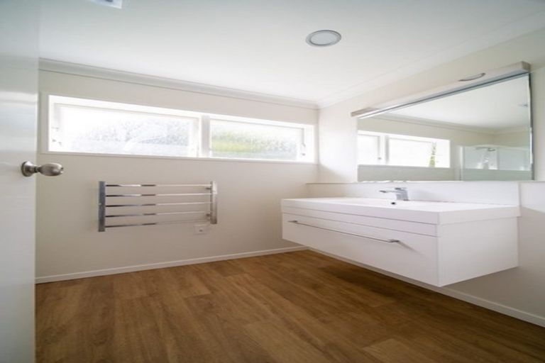 Photo of property in 18 Manutuke Street, Wainuiomata, Lower Hutt, 5014