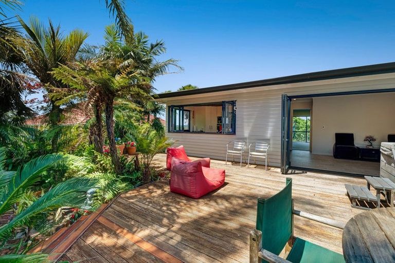 Photo of property in 1/63 College Road, Northcote, Auckland, 0627