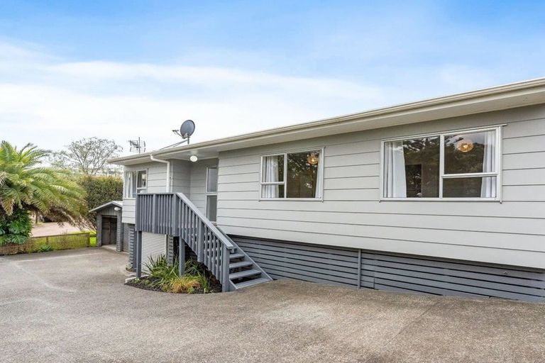Photo of property in 23 Tawa Road, Te Atatu Peninsula, Auckland, 0610