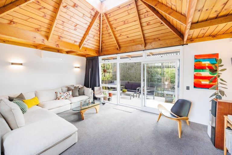 Photo of property in 161 Victoria Avenue, Hokowhitu, Palmerston North, 4410