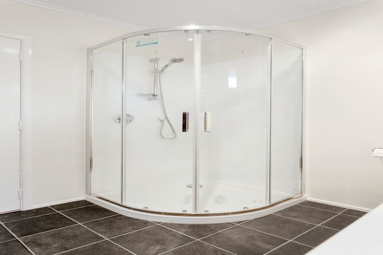 Photo of property in 43b Hamilton Road, Cambridge, 3434