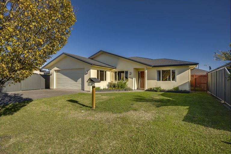 Photo of property in 6 Palliser Place, Poraiti, Napier, 4112