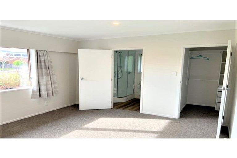 Photo of property in 17 Kentigern Close, Pakuranga, Auckland, 2010