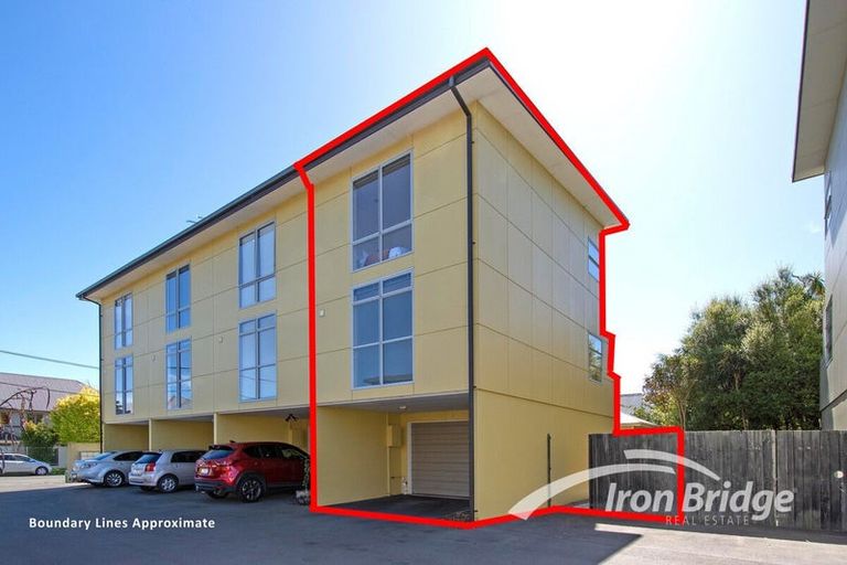 Photo of property in 4/54 Champion Street, Edgeware, Christchurch, 8013