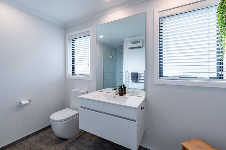 Photo of property in 84 Helwick Street, Wanaka, 9305