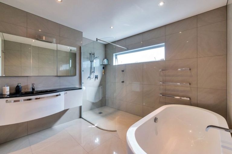 Photo of property in 251 Harbourside Drive, Karaka, Papakura, 2113