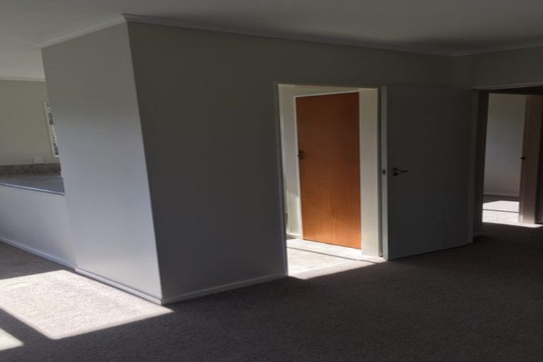 Photo of property in 58a Warwick Street, Wilton, Wellington, 6012