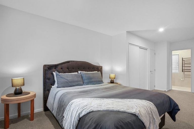 Photo of property in 2/441 Madras Street, St Albans, Christchurch, 8014