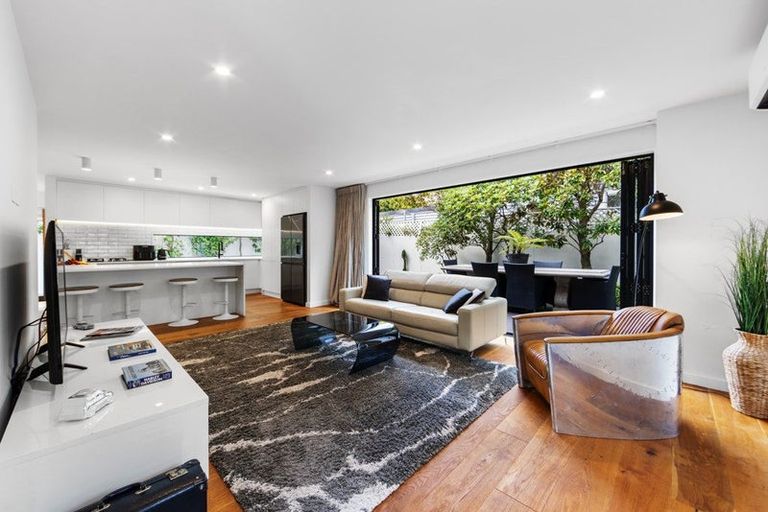 Photo of property in 65b Rugby Street, Merivale, Christchurch, 8014