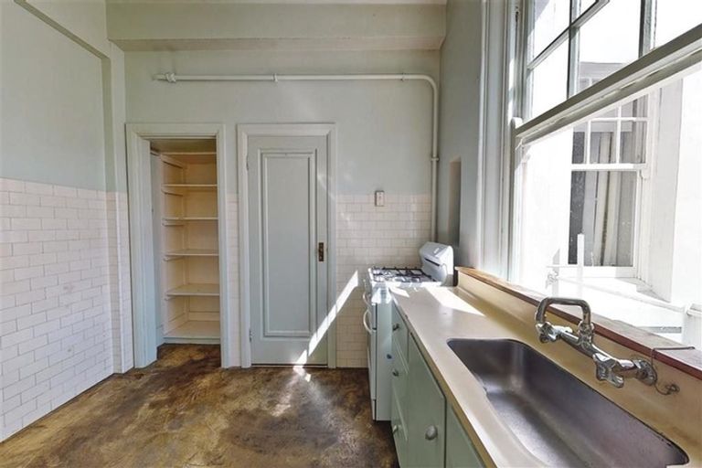 Photo of property in Blythswood Flats, 28/3f Aro Street, Aro Valley, Wellington, 6021