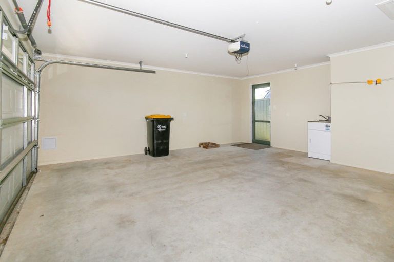 Photo of property in 100 Queen Street, Westport, 7825