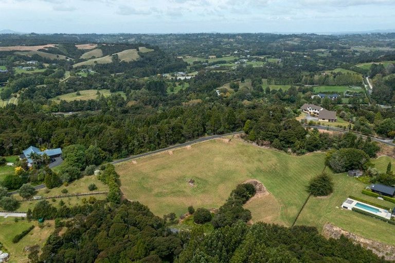 Photo of property in 214a Three Oaks Drive, Dairy Flat, 0794