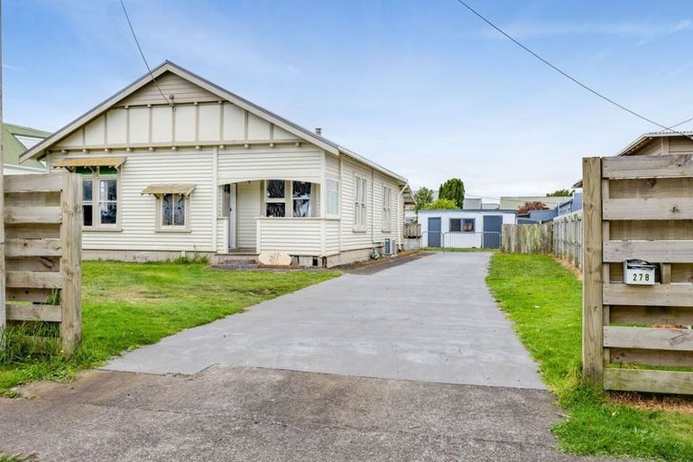 Photo of property in 278 South Road, Hawera, 4610
