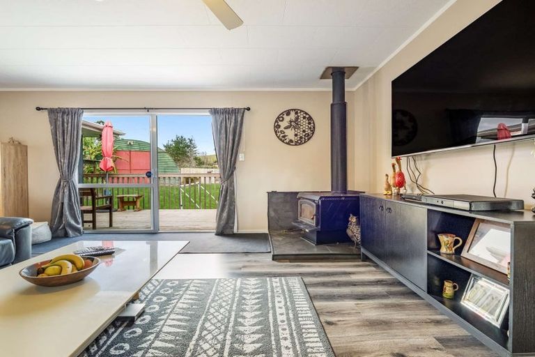 Photo of property in 318 Inland Road, Helensville, 0875