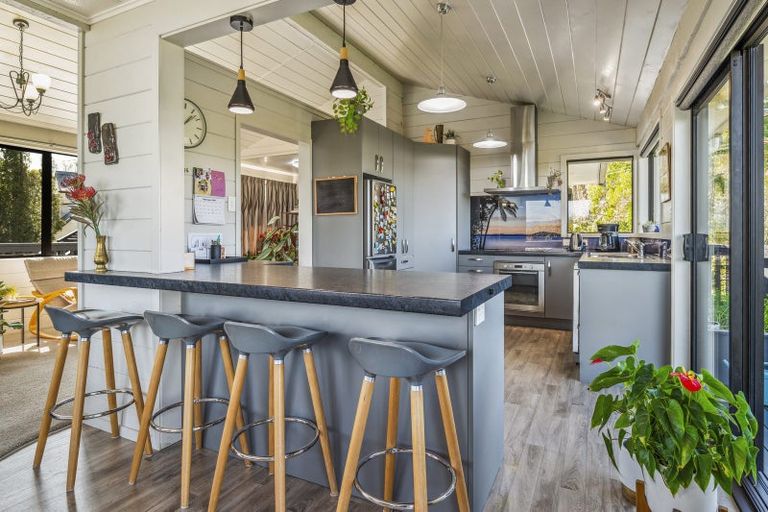 Photo of property in 15 Unsworth Road, Hamurana, Rotorua, 3097