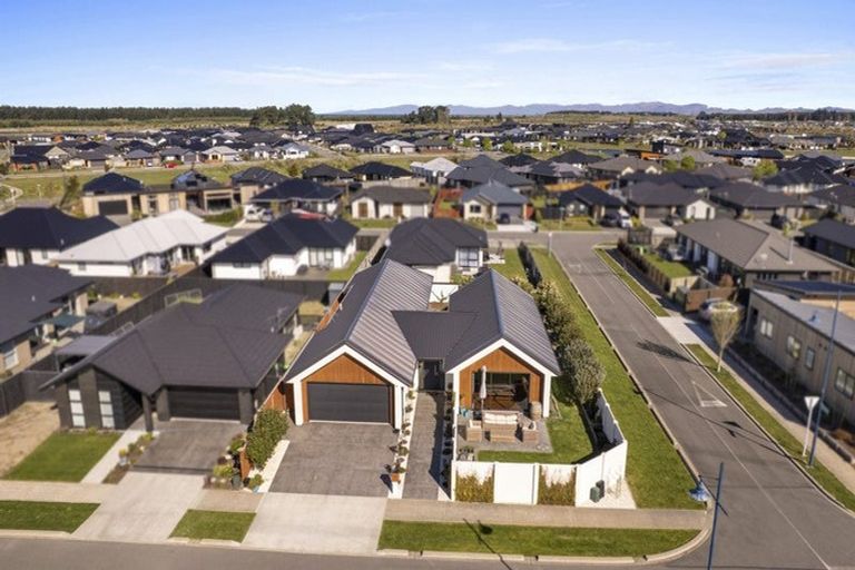 Photo of property in 1 Manaia Street, Pegasus, 7612