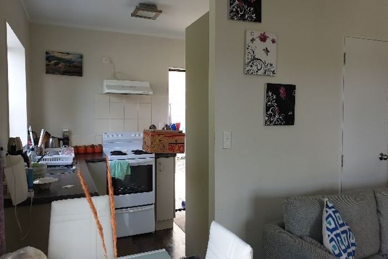 Photo of property in 24 Tamahere Drive, Glenfield, Auckland, 0629