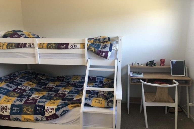 Photo of property in 35 Minaret Ridge, Wanaka, 9305