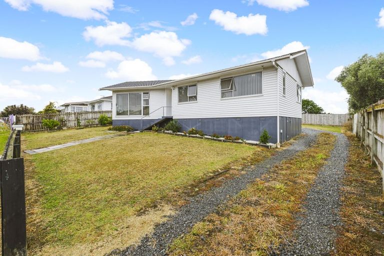 Photo of property in 3 Ilford Crescent, Mangere, Auckland, 2022