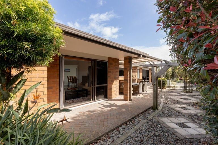 Photo of property in 27 Amery Place, Papamoa Beach, Papamoa, 3118