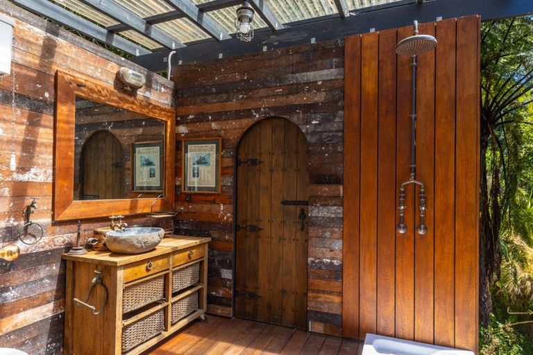 Photo of property in 606 Moetapu Bay Road, Moetapu Bay, Linkwater, 7282