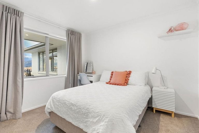 Photo of property in 3 Shipton Court, Lower Shotover, Queenstown, 9304