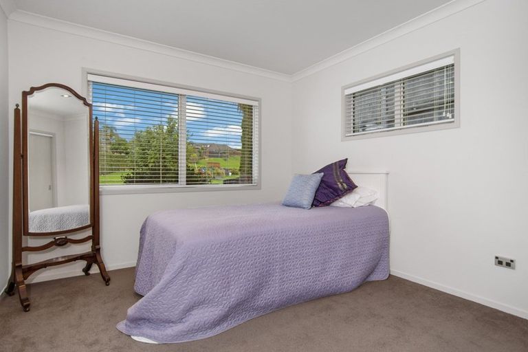 Photo of property in 17 Merriman Place, Pyes Pa, Tauranga, 3112