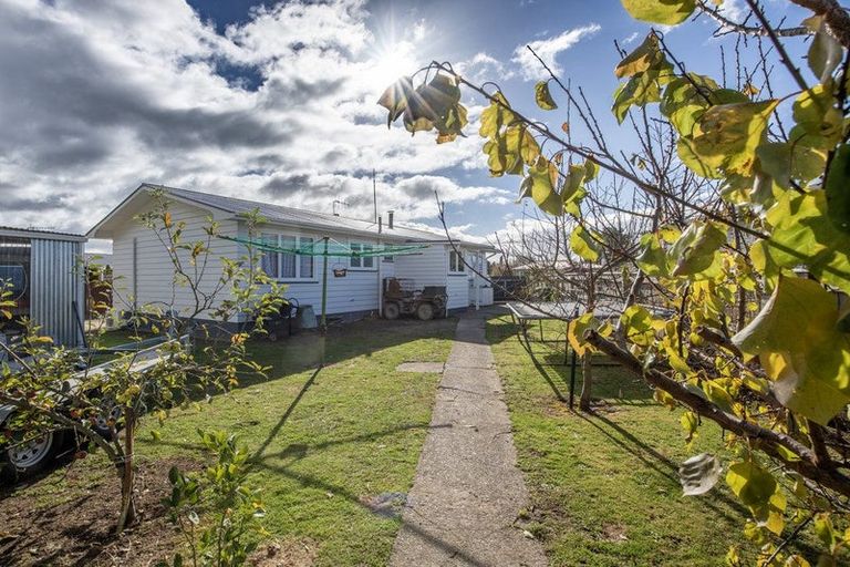 Photo of property in 27 Freyberg Terrace, Waipukurau, 4200