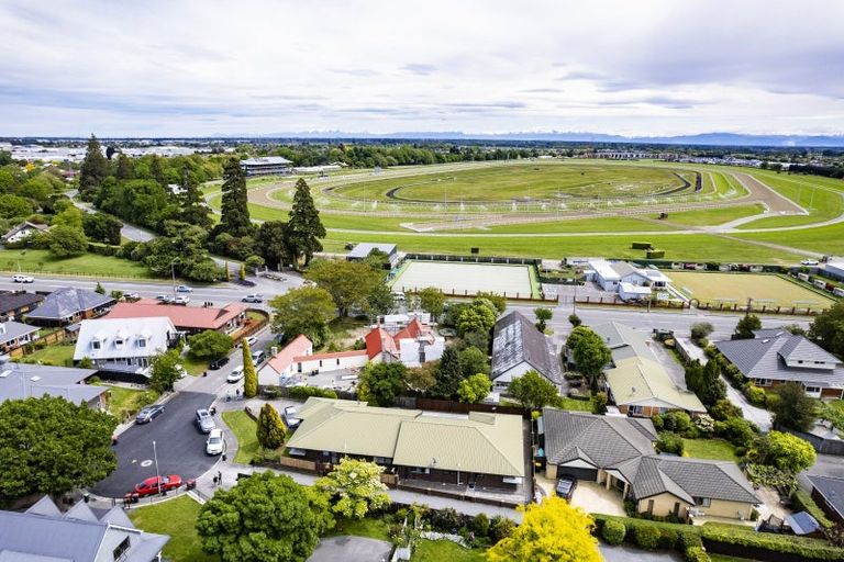 Photo of property in 5 Chokebore Place, Sockburn, Christchurch, 8042