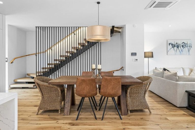 Photo of property in 19 Lakewood Lane, Cambridge, 3434