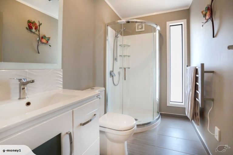 Photo of property in 9 Longitude Place, Whitby, Porirua, 5024