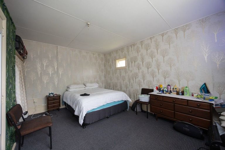 Photo of property in 1 Ranfurly Street, Palmerston North, 4410