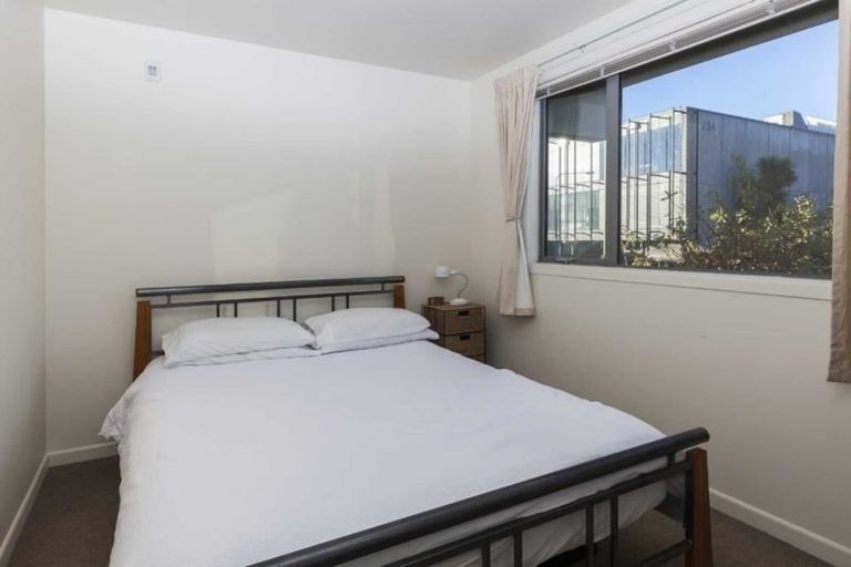 Photo of property in 10/245 Montreal Street, Christchurch Central, Christchurch, 8013