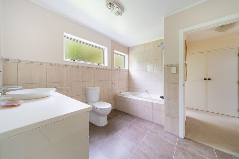 Photo of property in 22 Hilltop Avenue, Morningside, Whangarei, 0110