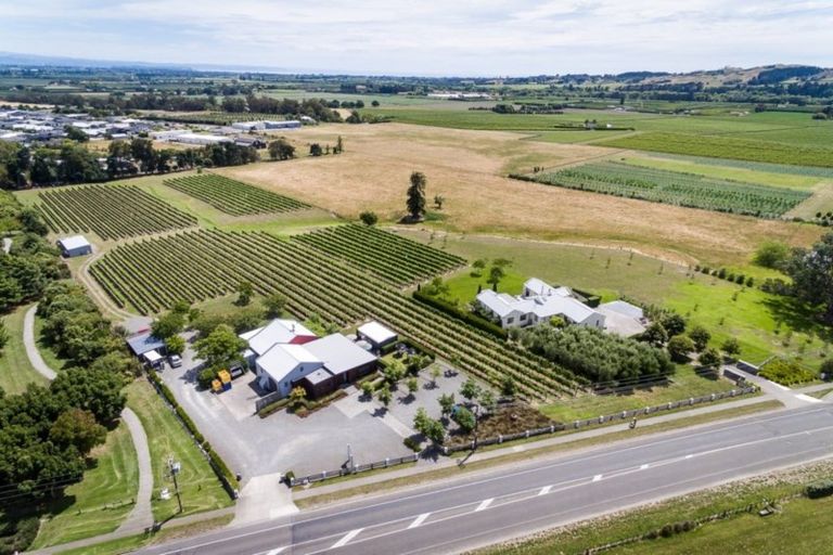Photo of property in 275 Te Mata Road, Havelock North, 4294